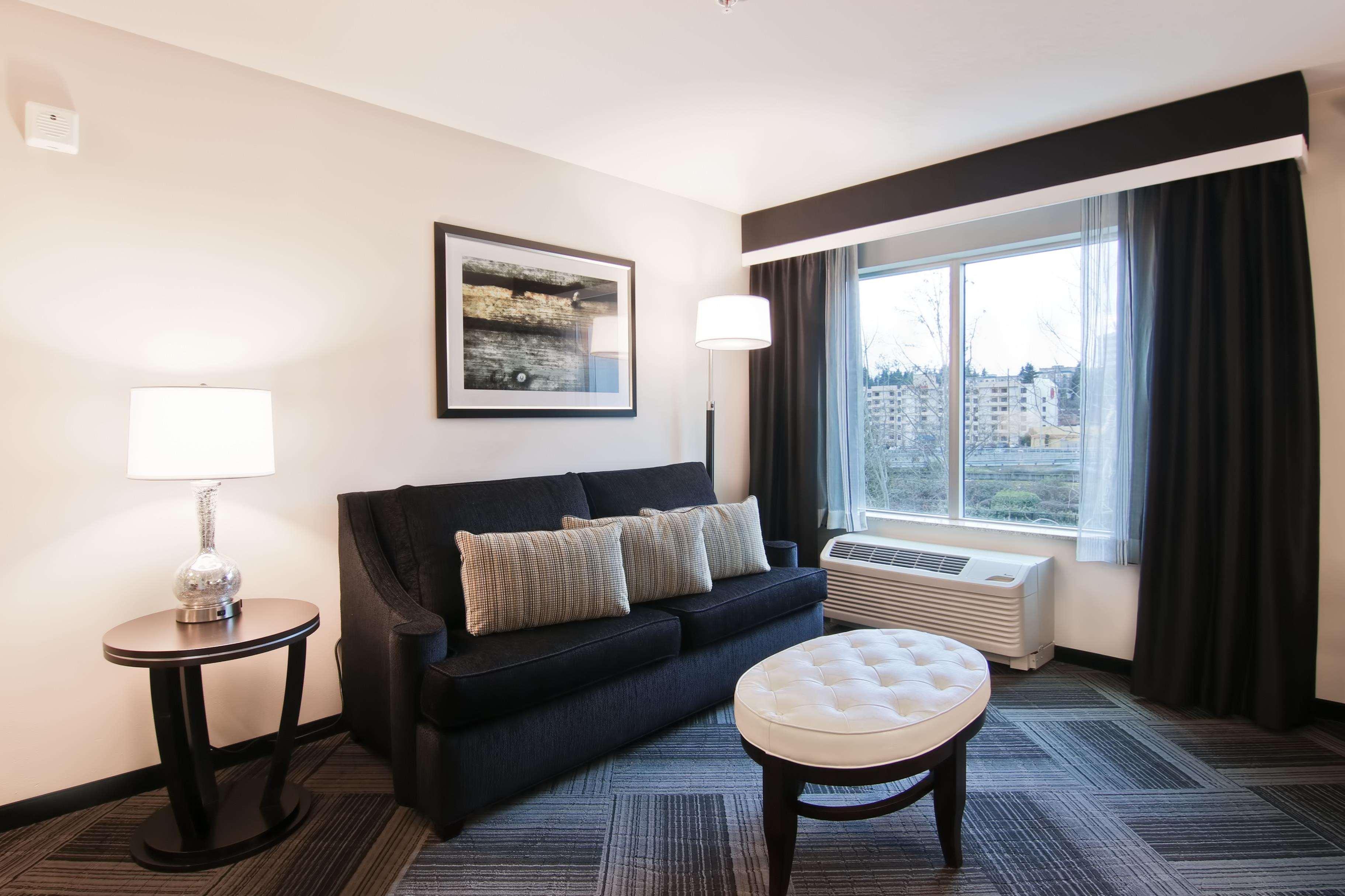 Hampton Inn & Suites Bellevue Downtown/Seattle Bagian luar foto