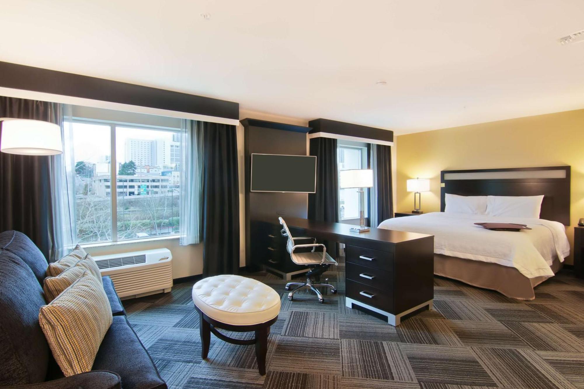 Hampton Inn & Suites Bellevue Downtown/Seattle Bagian luar foto